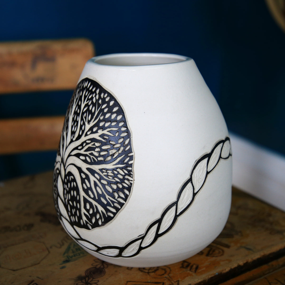 Black and White Placenta Vase